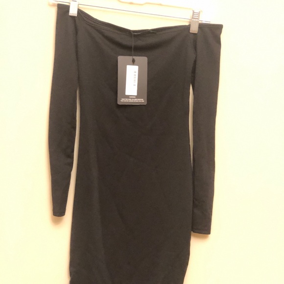 PLT Black off the shoulder bodycon dress - Picture 1 of 8